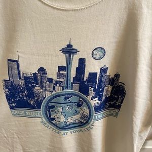 Champion Seattle Needle/ Skyline tee